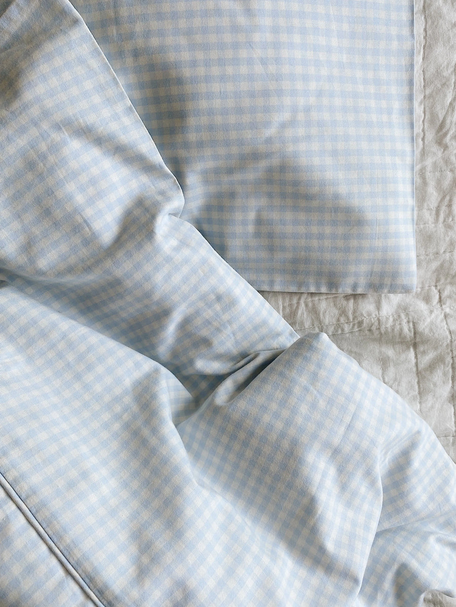 Classic baby bedding blue gingham - lalaby.com