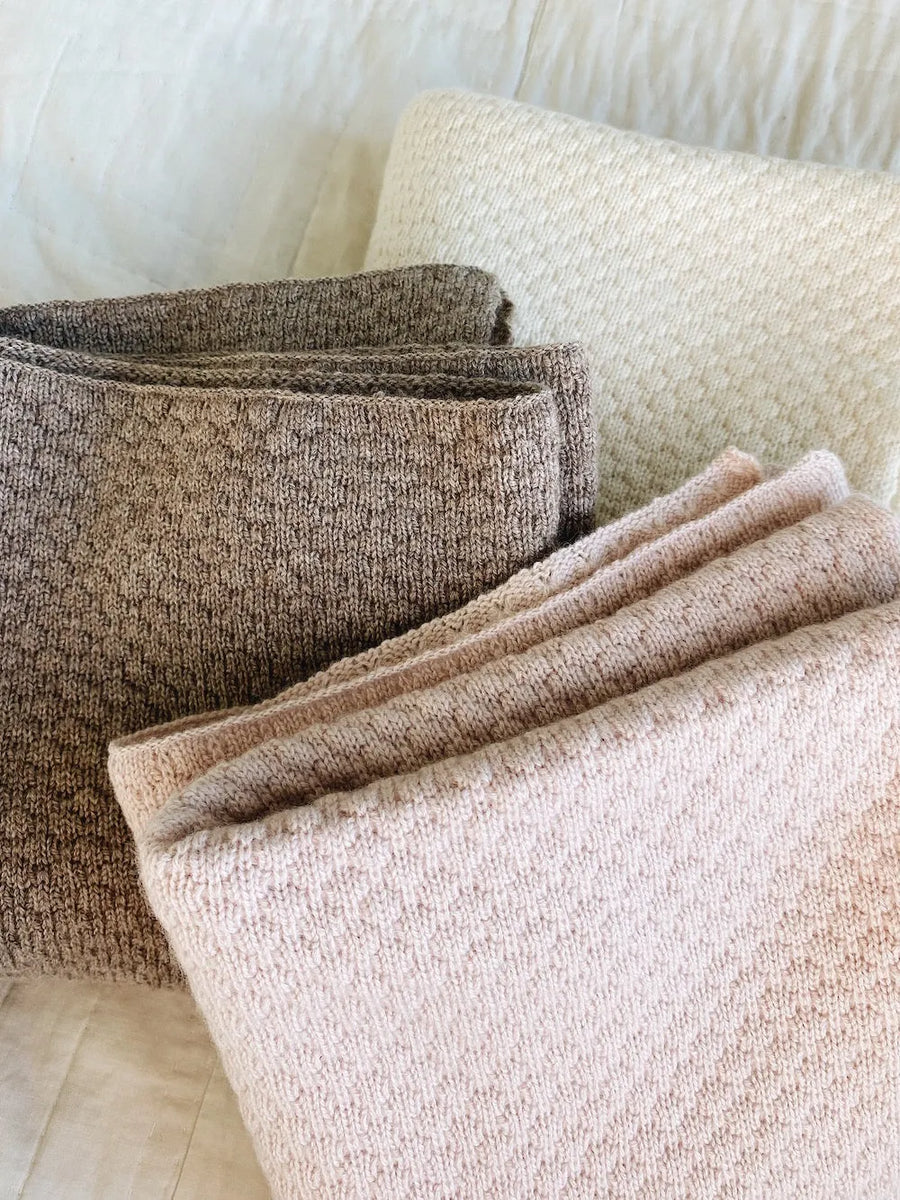 Aura cashmere blanket natural