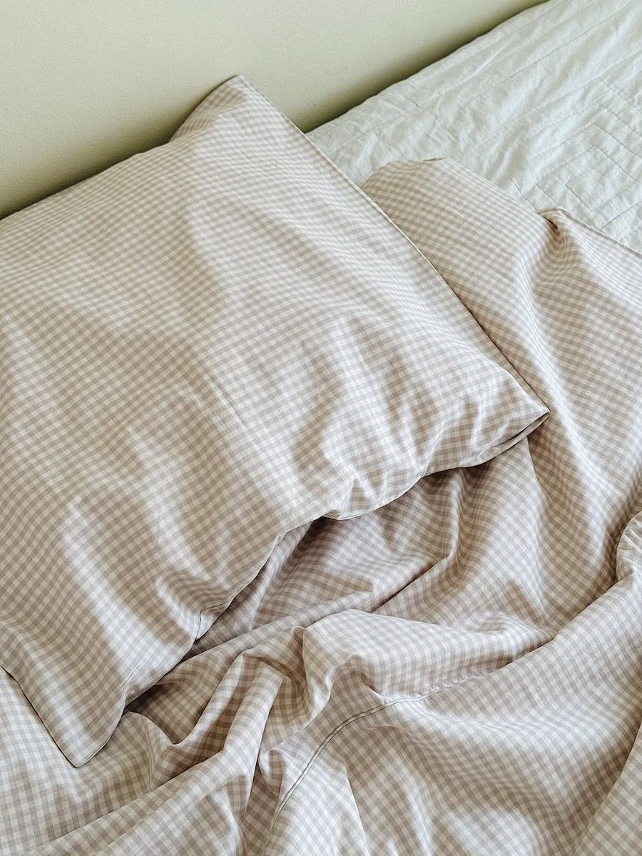 Classic bedding (full size) - beige gingham