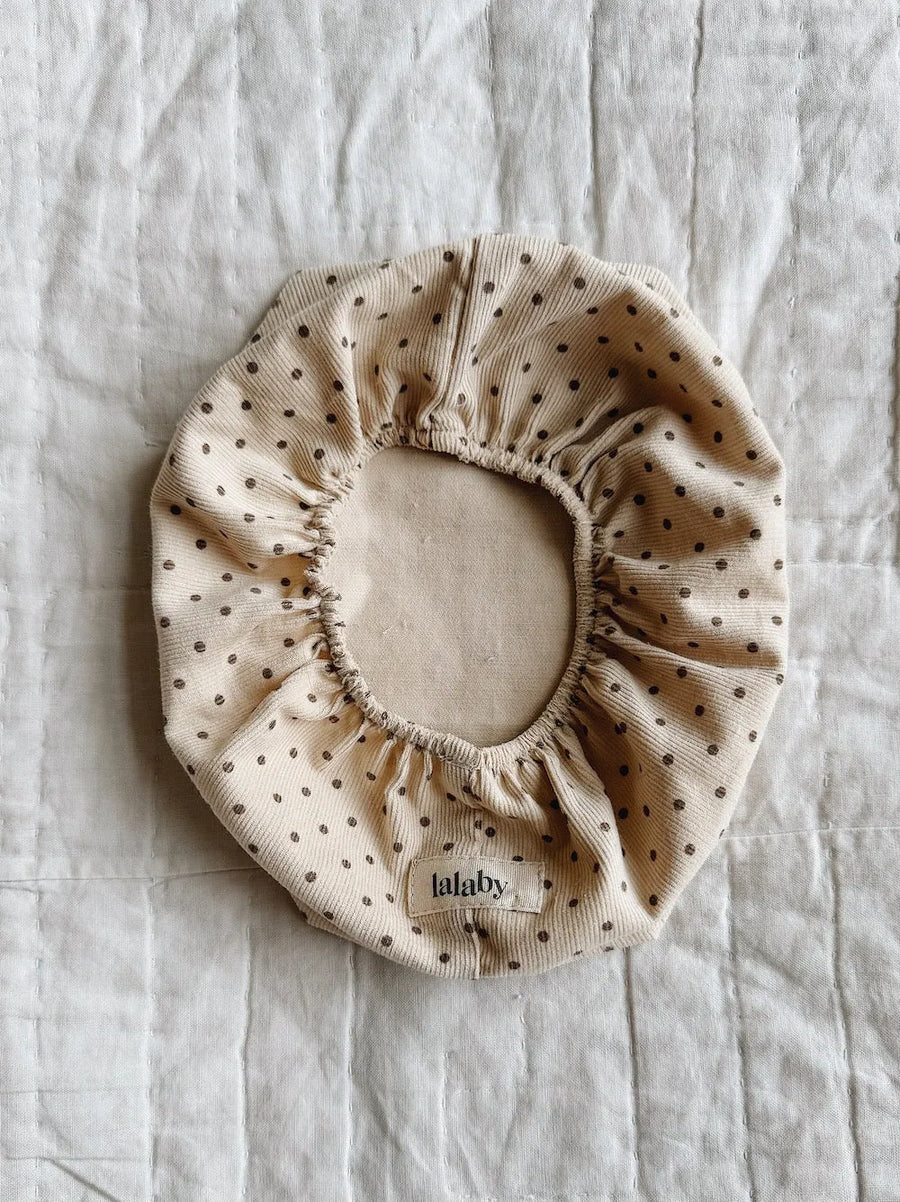 Wet wipe cover brown dot