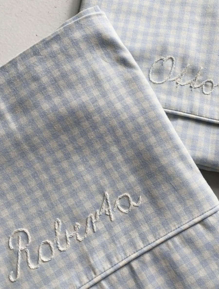 Classic bedding (full size) - blue gingham