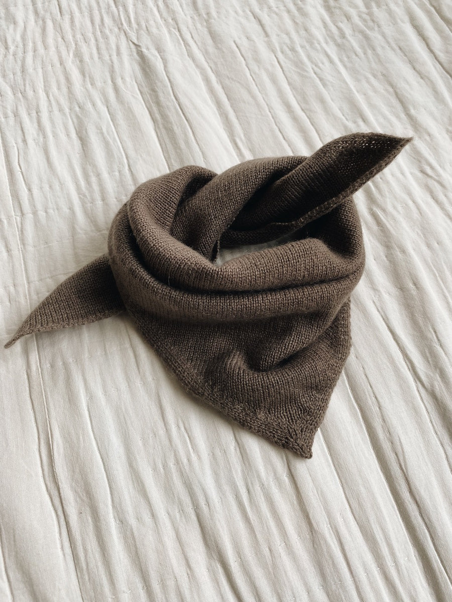 Atlas scarf big brown