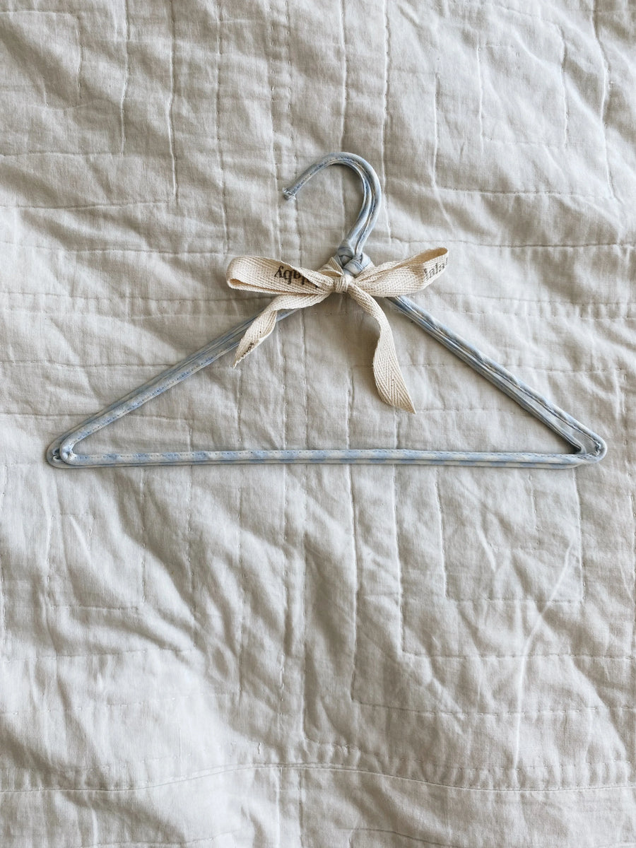Hangers 2-pack blue gingham